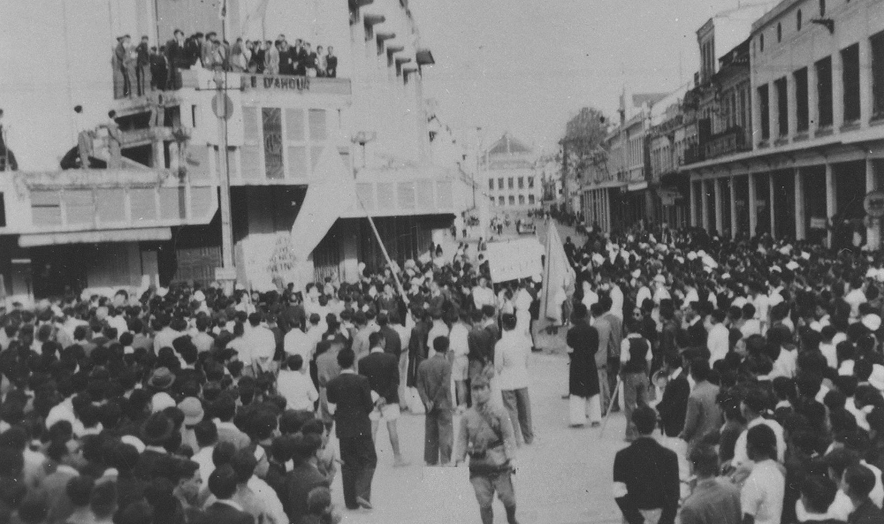 The pro-Japanese political meeting in Hanoi after the coup of March 9, 1945