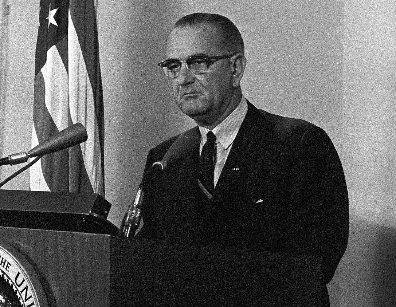 Lyndon B. Johnson's  Midnight Address  On The 2Nd Gulf Of Tonkin Incident In Vietnam