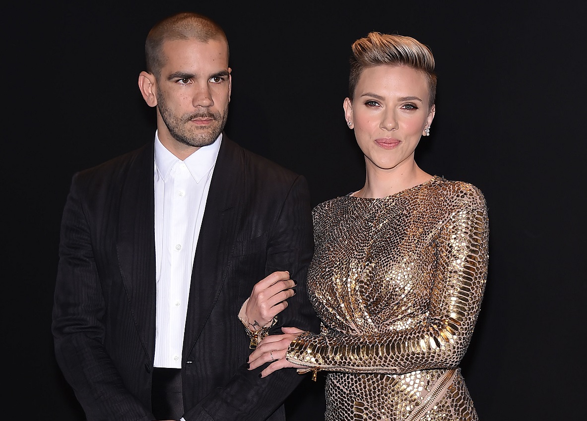 Scarlett Johansson & Romain Dauriac arrives to the Tom Ford Autumn/Winter 2015