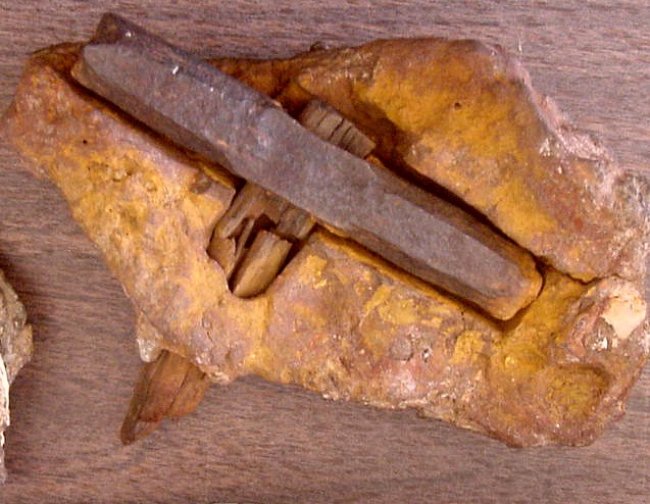 The London hammer artifact