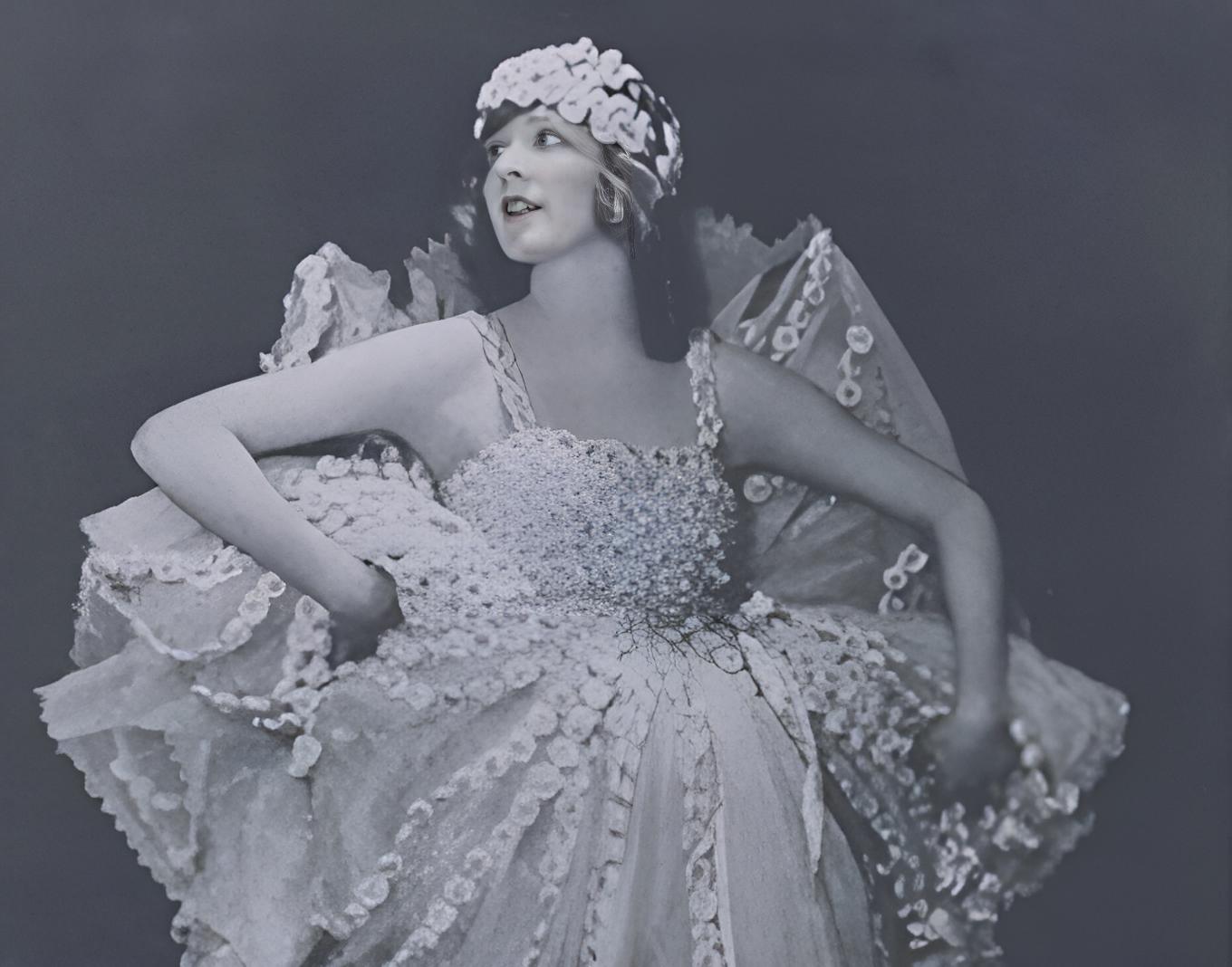 Grayscale Portrait Photo of the actress Marilyn Miller wearing white dress