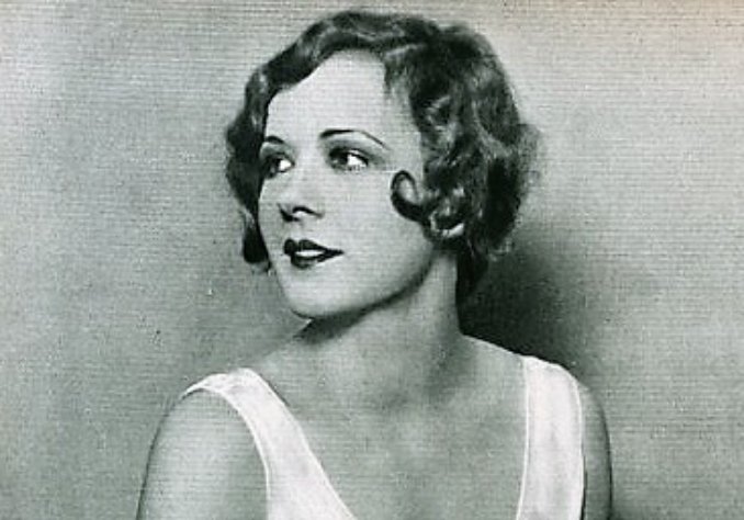 Grayscale Portrait Photo of the actress Marilyn Miller