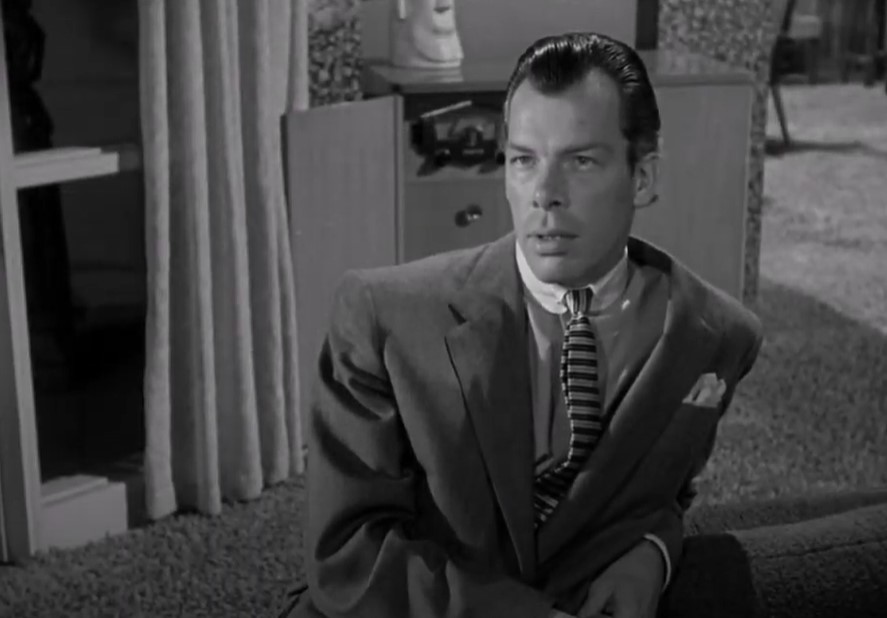 Lee Marvin in the Big Heat  in suit