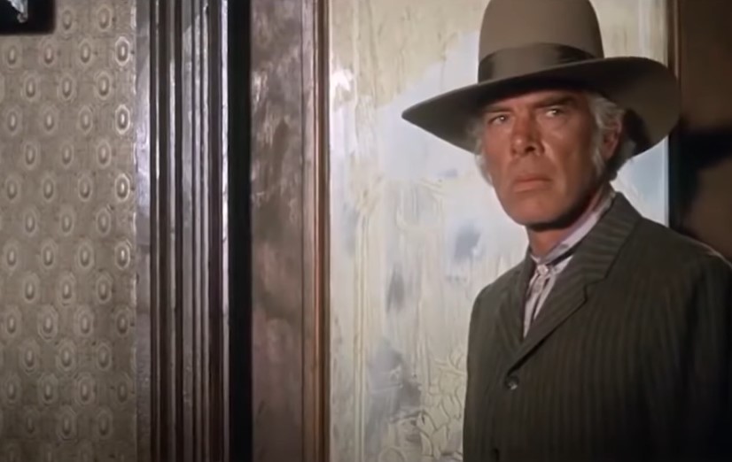 lee marvin  in Monte Walsh wearing western