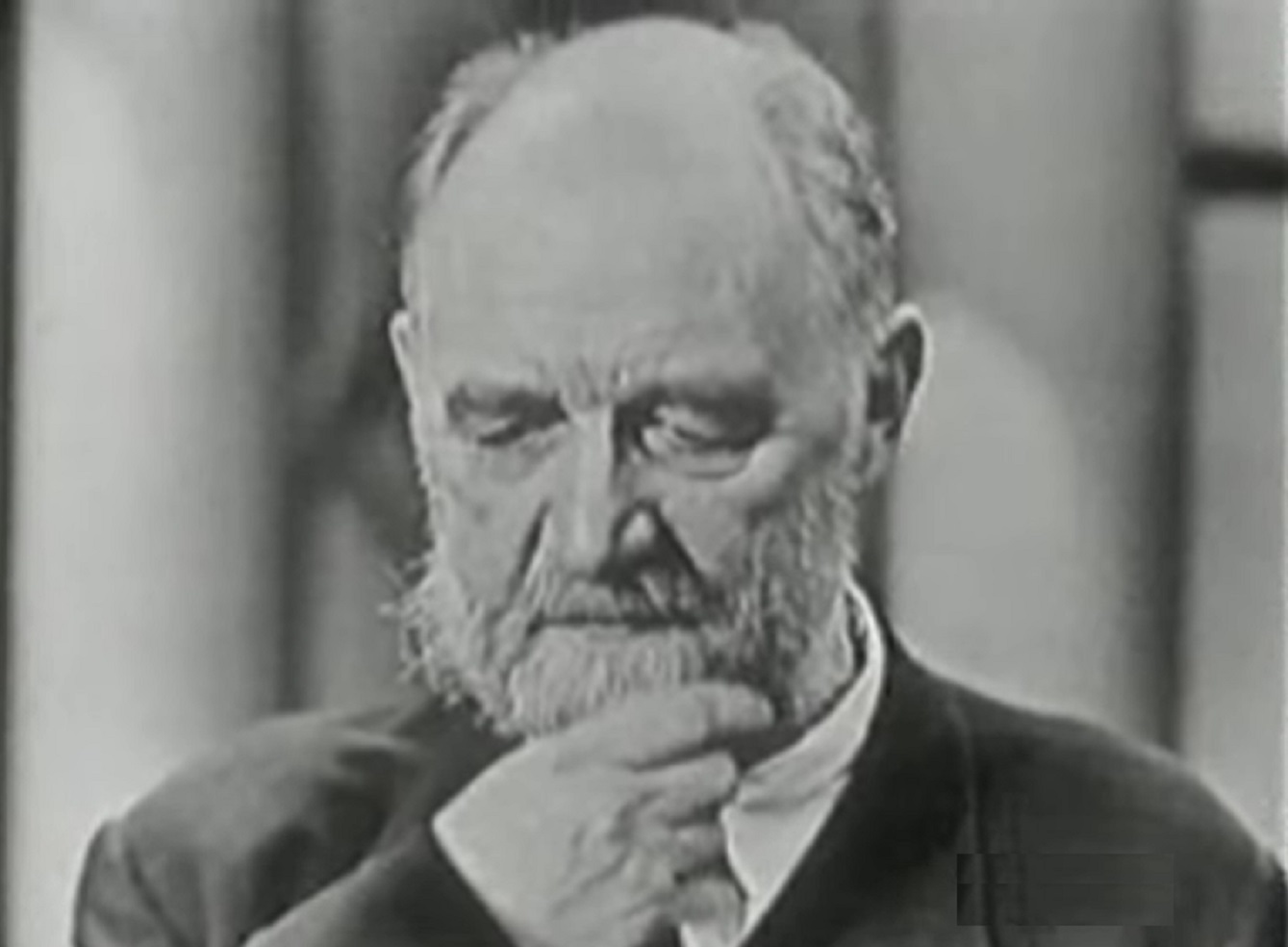 Screenshot of Peter Freuchen - from The $64,000 Question (Game Show)