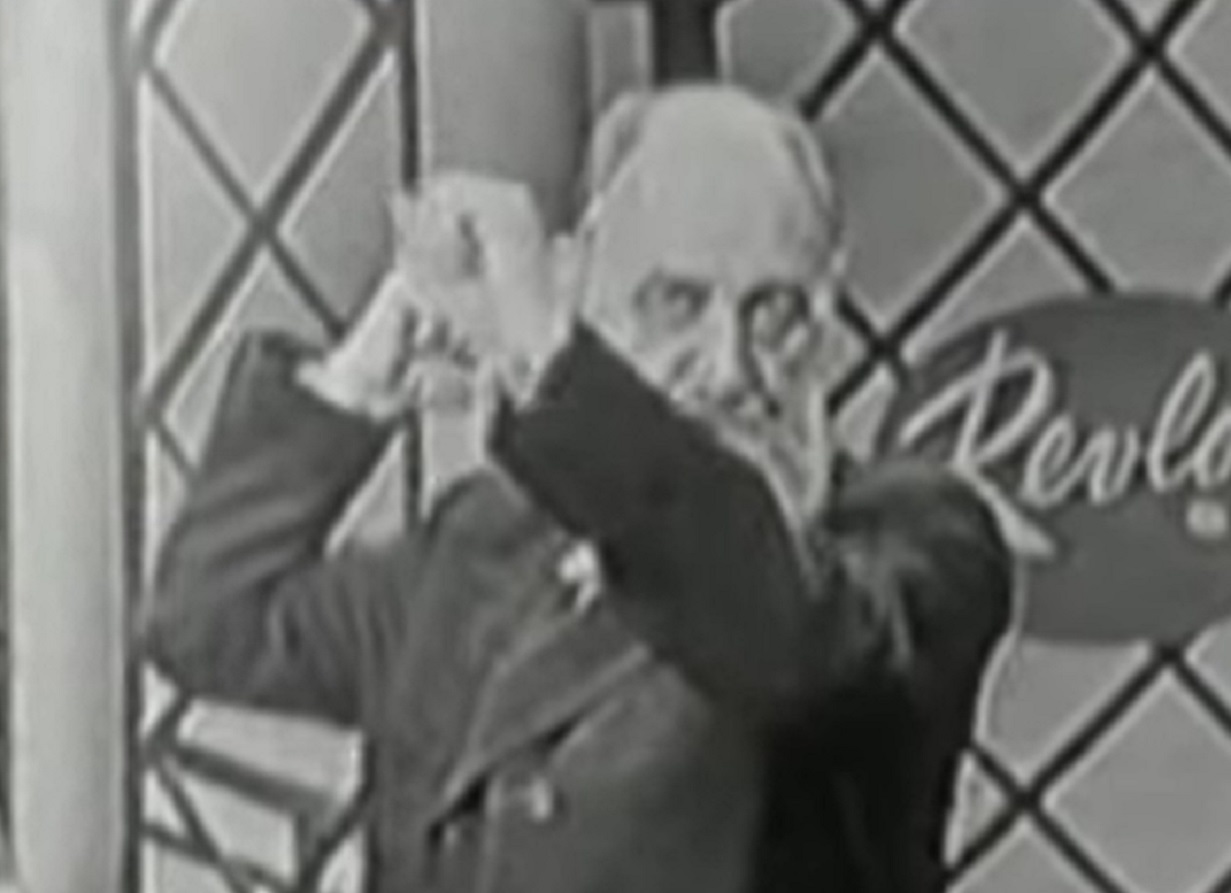 Screenshot of Peter Freuchen - from The $64,000 Question (Game Show)