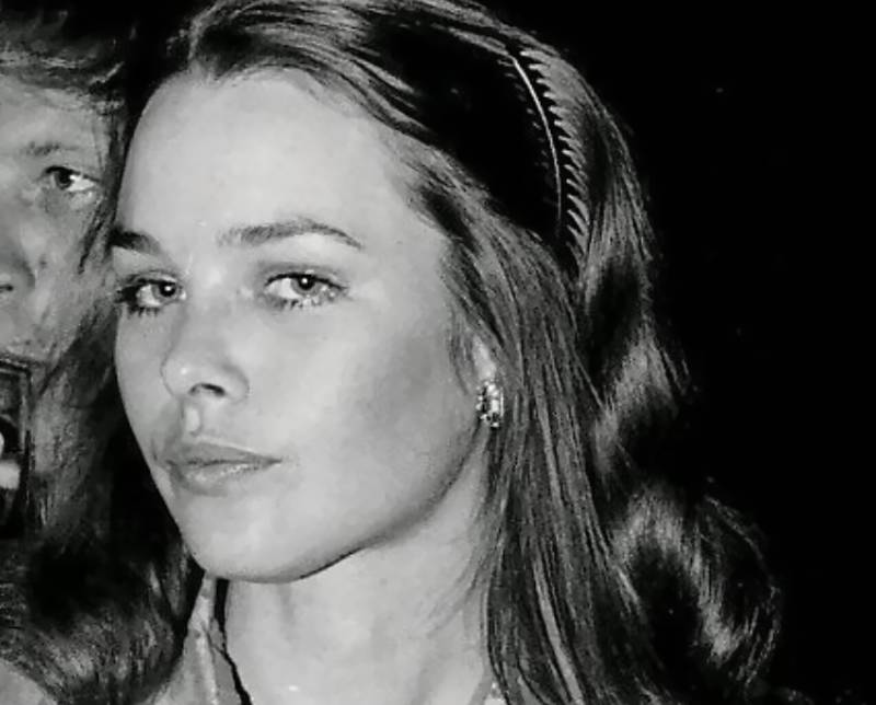 Michelle Phillips 1971 Golden Globes