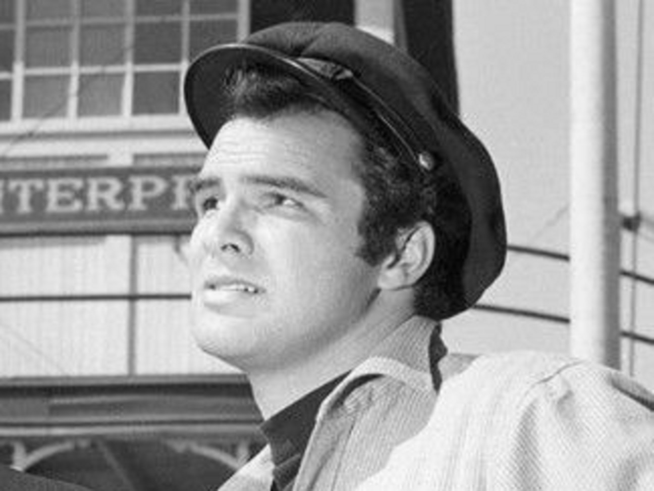Promotional photo of Burt Reynolds in Riverboat for the series premiere - 1959