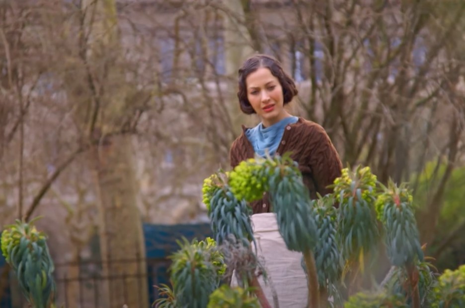 Shivani Kapur in The Erotic Adventures of Anais Nin (2015)