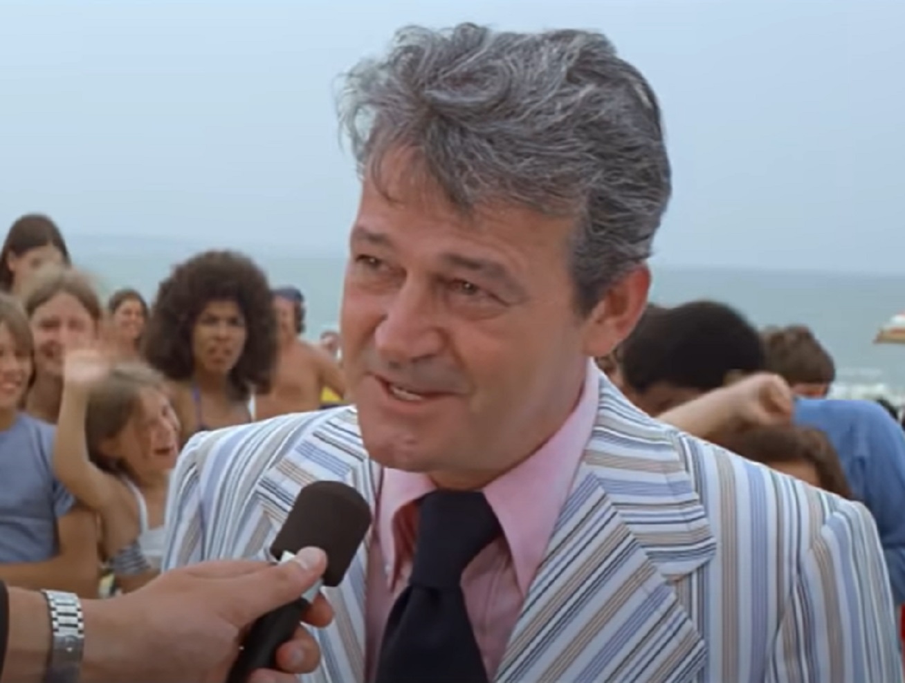 Screenshot of  Larry Vaughn from - Jaws (1975)