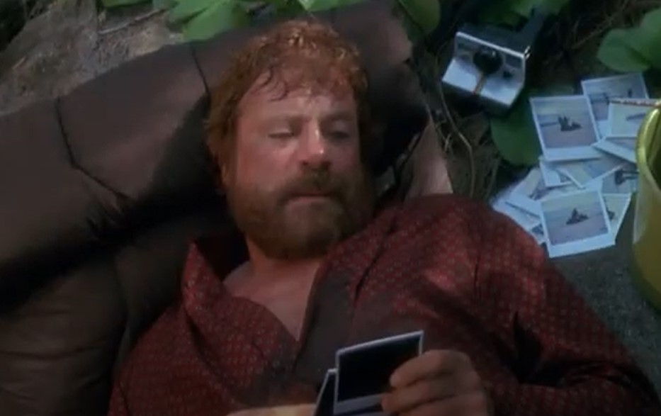 oliver reed in Castaway