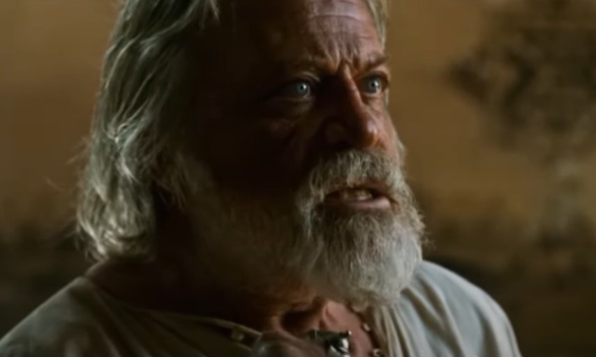 Gladiator (2000) Oliver Reed as   Proximo in traditional clothes