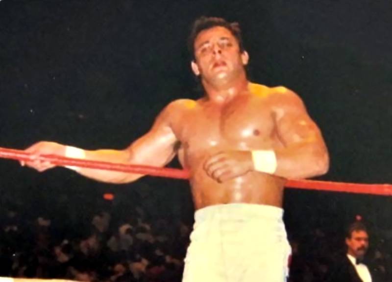 "Dynamite Kid" Tom Billington in ring