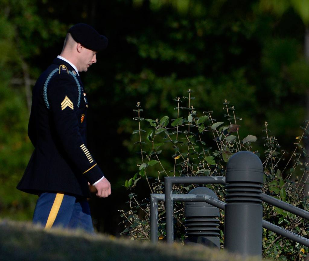 Bowe Bergdahl in front of court in uniform