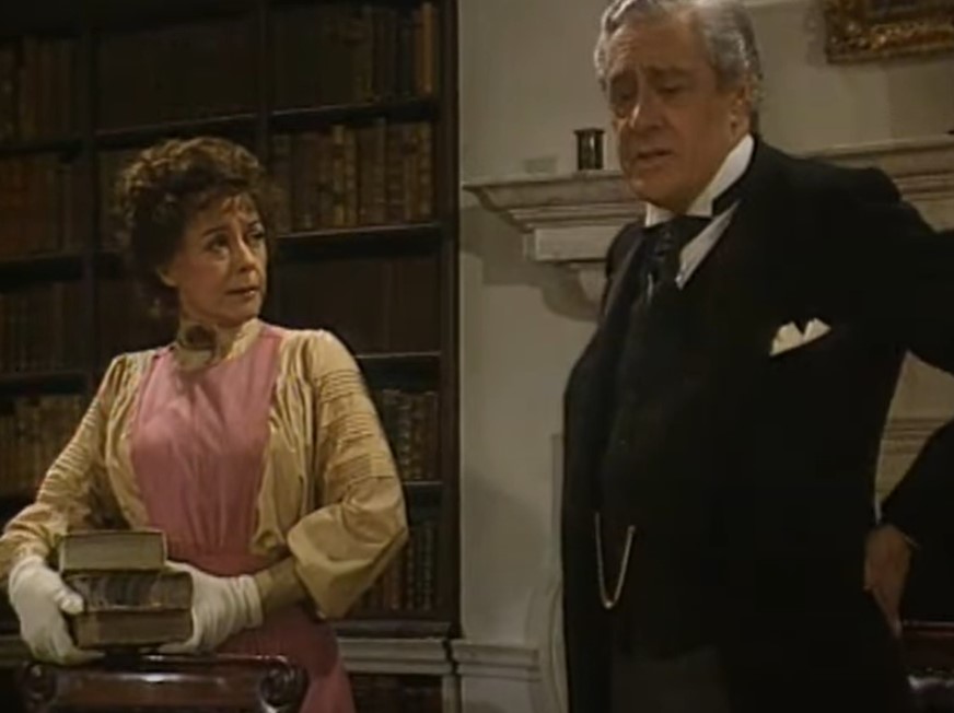 Dorothy Tutin as Margot Asquith 