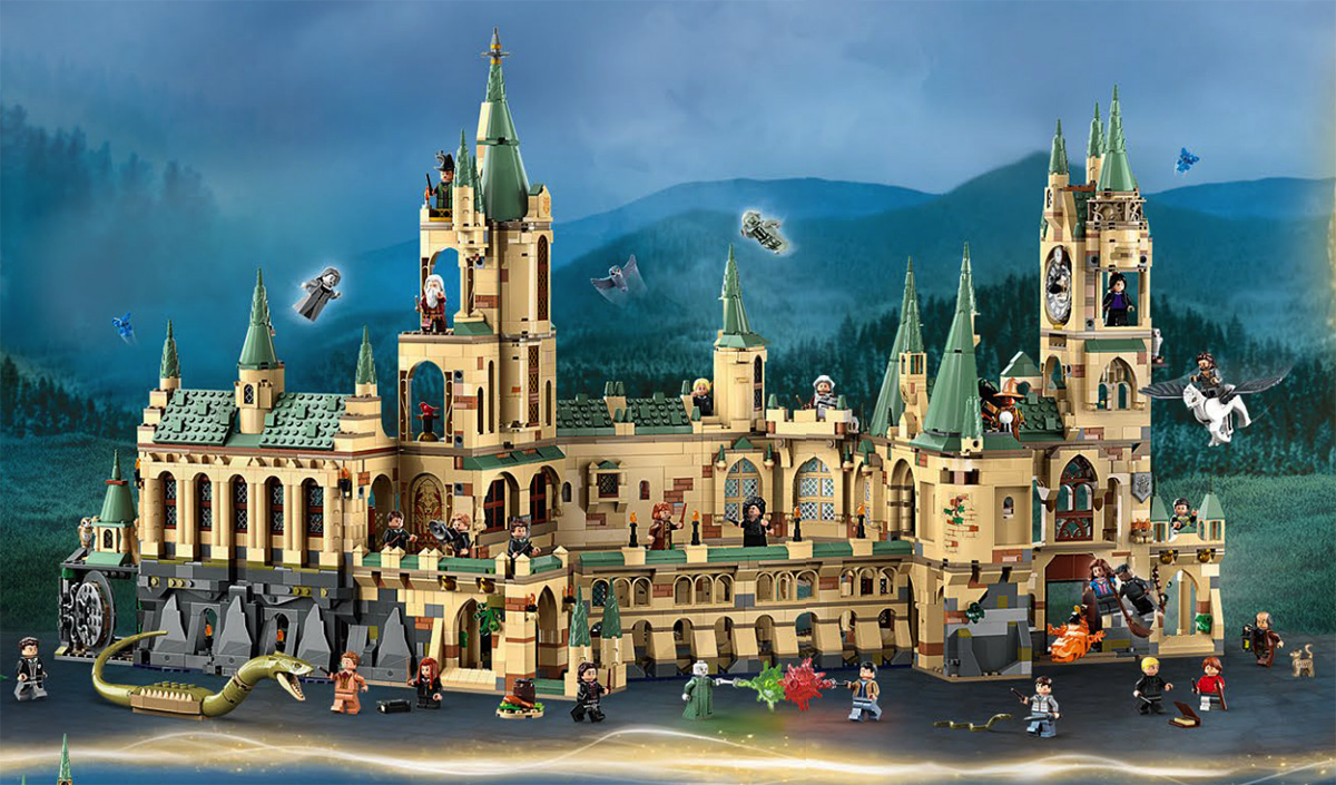 Lego-Combined-Hogwarts-Green-Roof 2