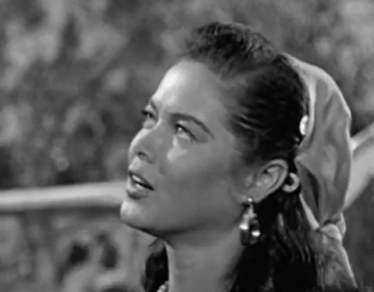 Screenshot of Dona Drake looking at side - from The Bandits of Corsica (1953)