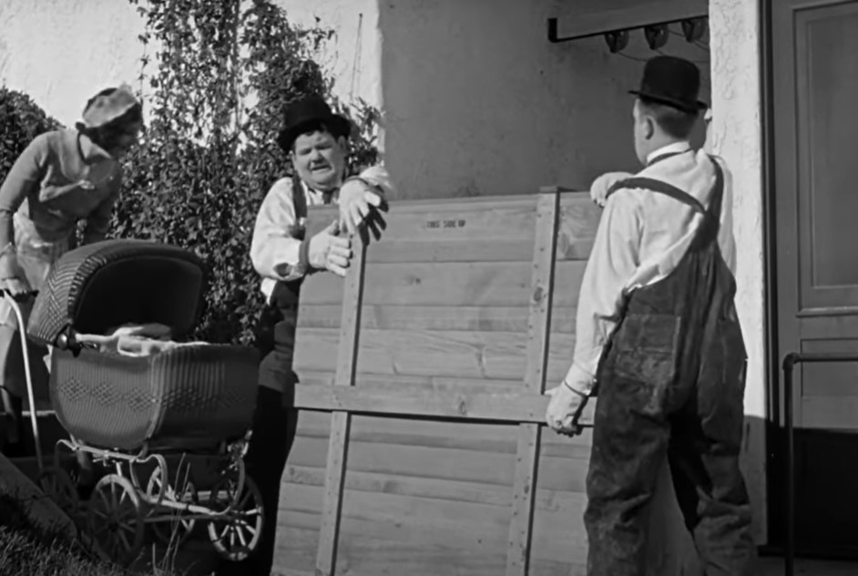 Laurel and Hardy in The Music Box