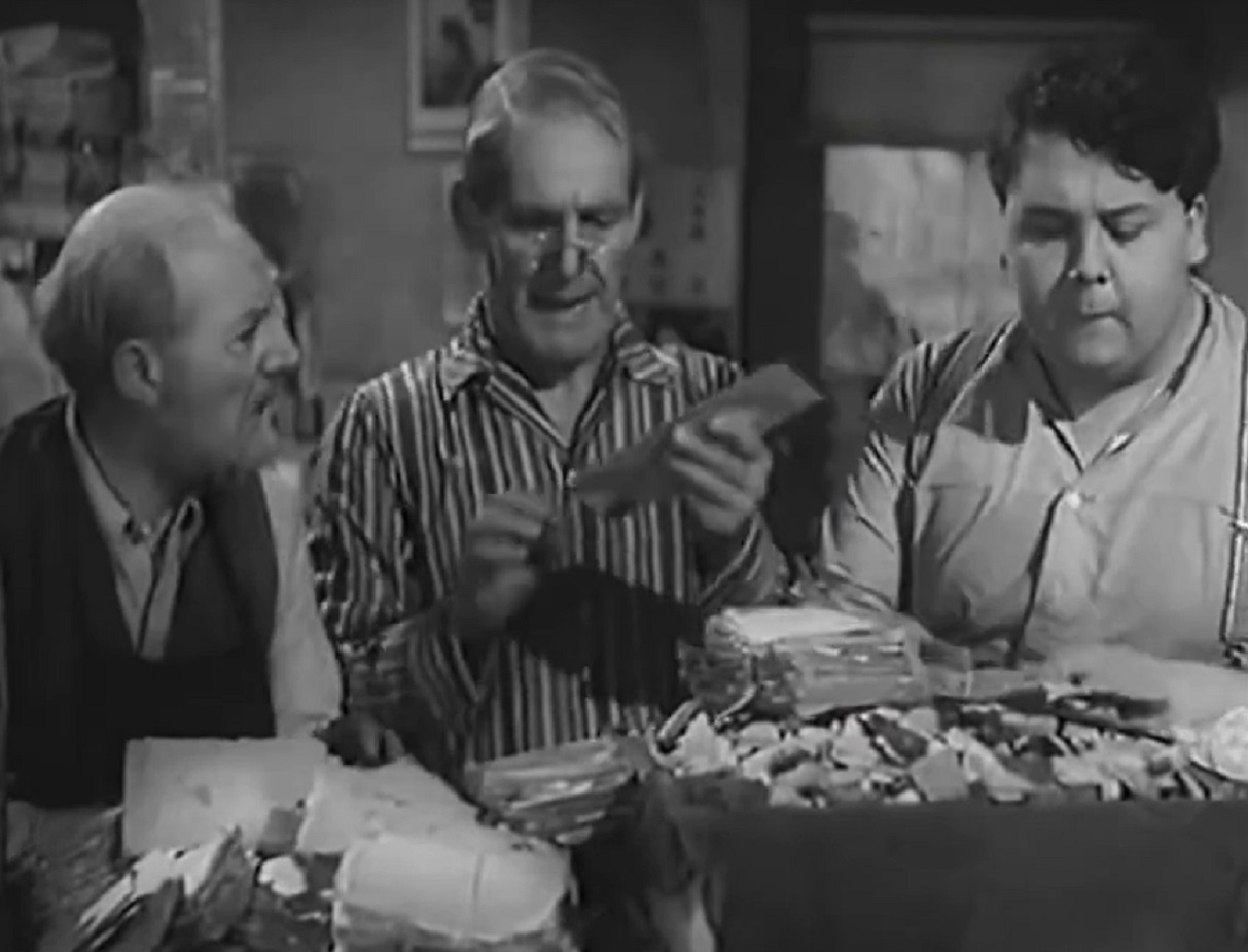 Screenshot of Moore Marriott, Will Hay and Graham Moffatt - from Ask a Policeman (1939)