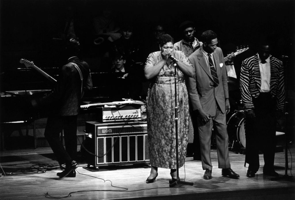 Photo of Big Mama THORNTON on stage