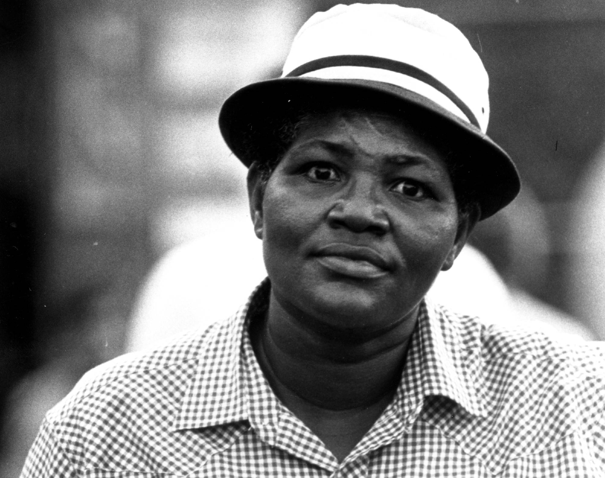 Photo of Big Mama Thornton Photo by Tom Copi in plaid shirt