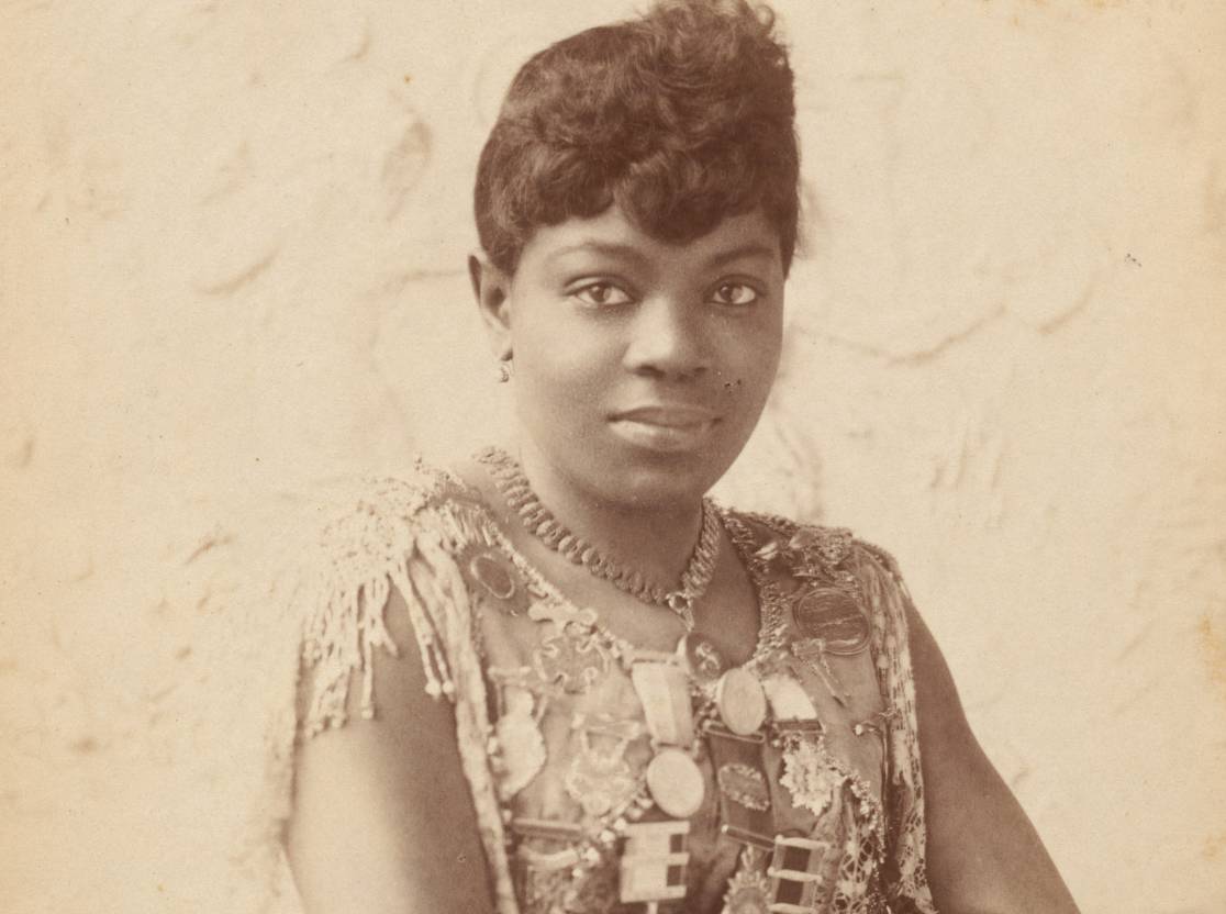 Sissieretta Jones in dress