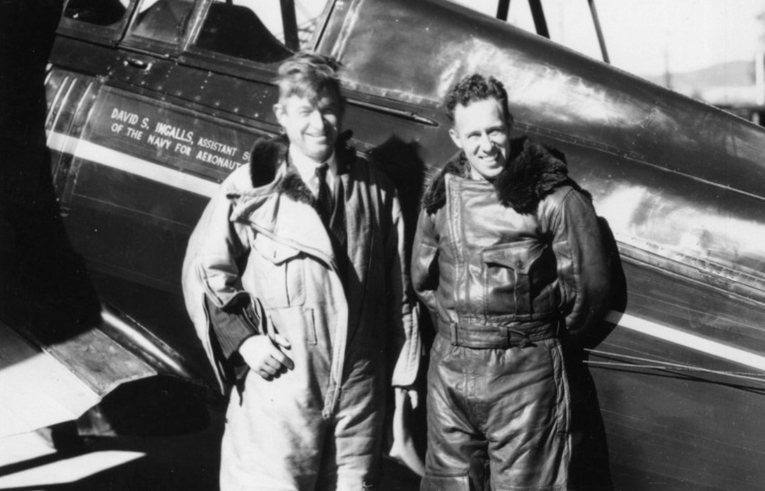 Photo of Frank M. Hawks on the right with Will Rogers on the left