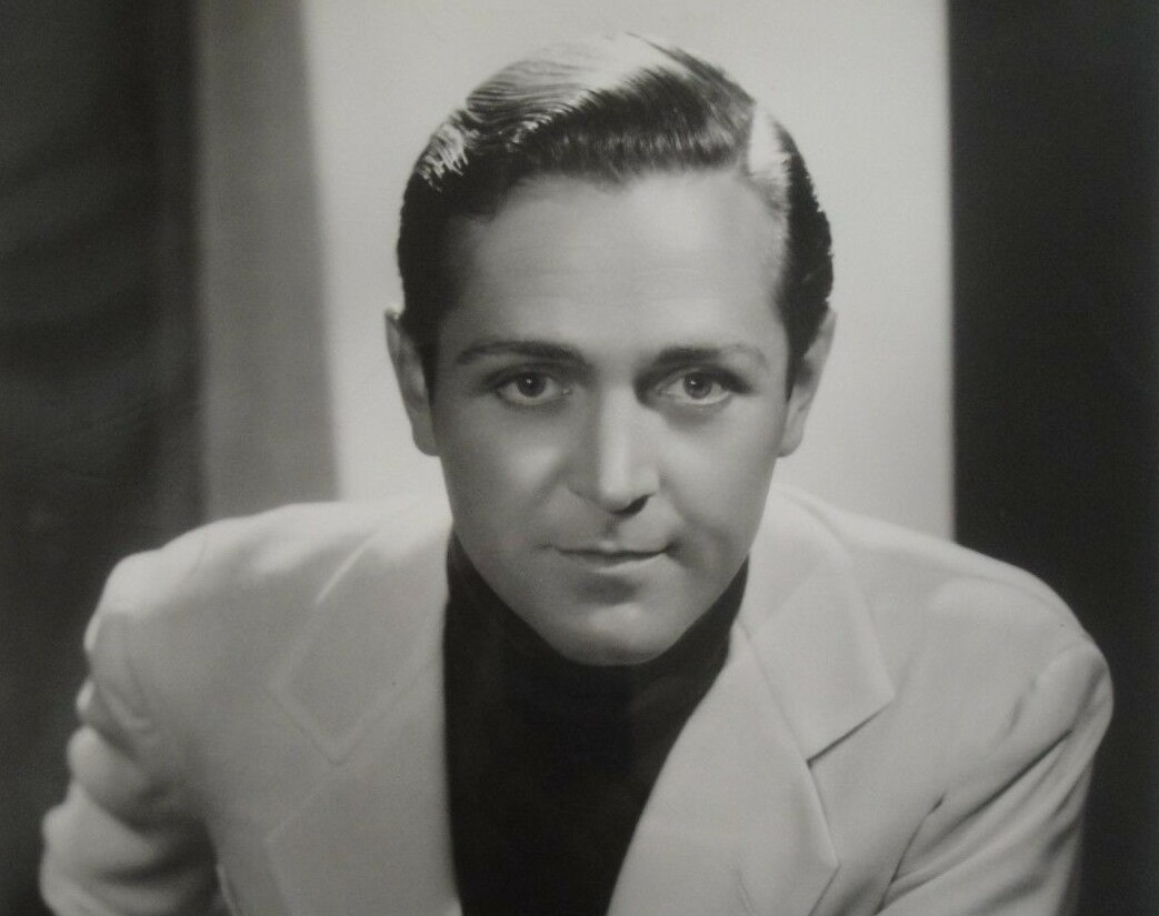 Alexander Kirkland looking at camera - 1932