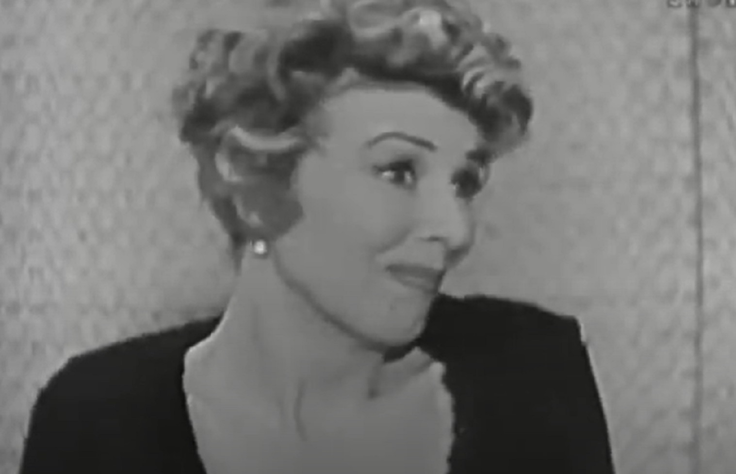 Screenshot of Gypsy Rose Lee looking at side from - What's My Line (1967)