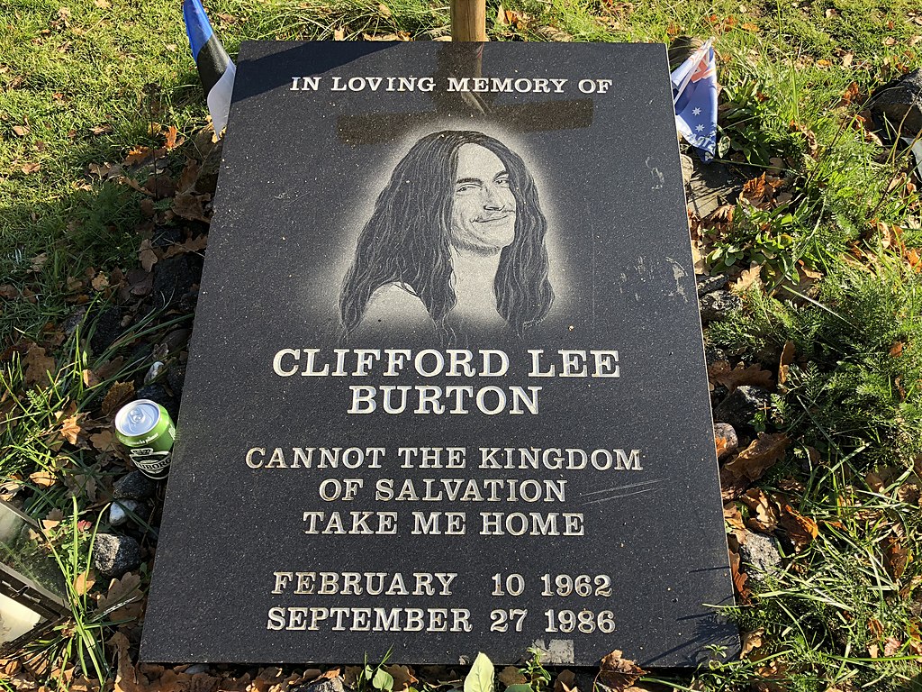 Cliff Burton grave
