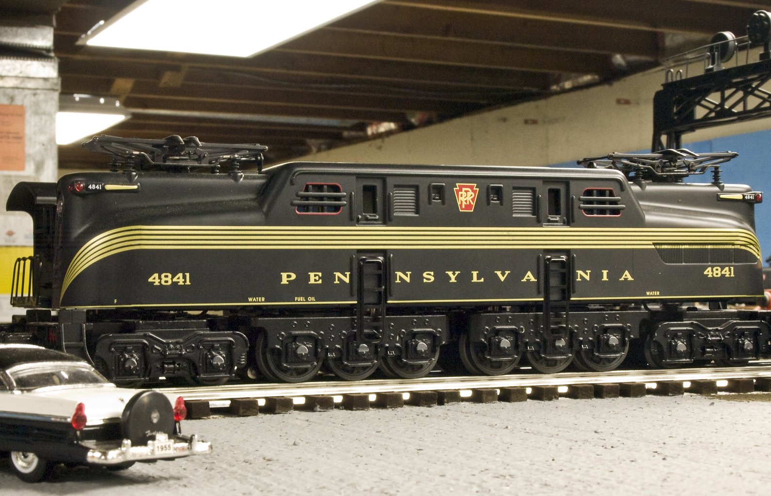 Close Up Photo of Lionel Pennsylvania Railroad GG-1 electric locomotive