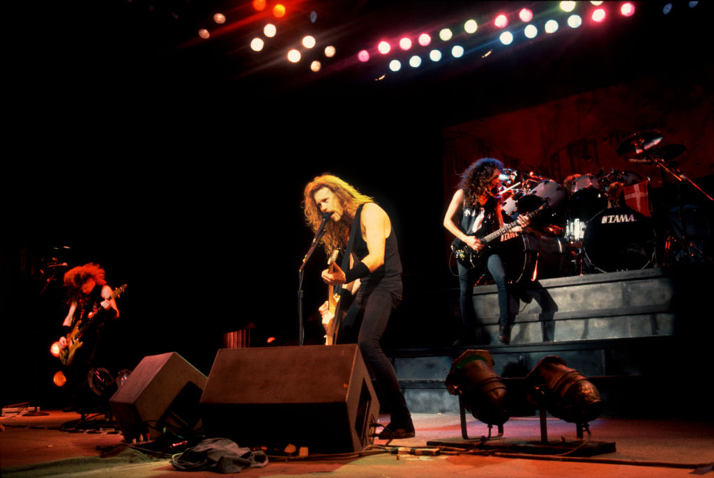 image of metallica concert