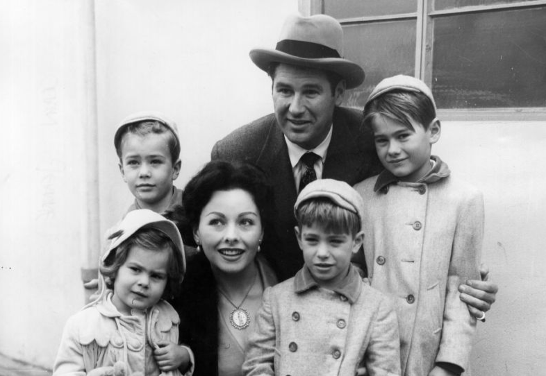 Jeanne Crain and her family