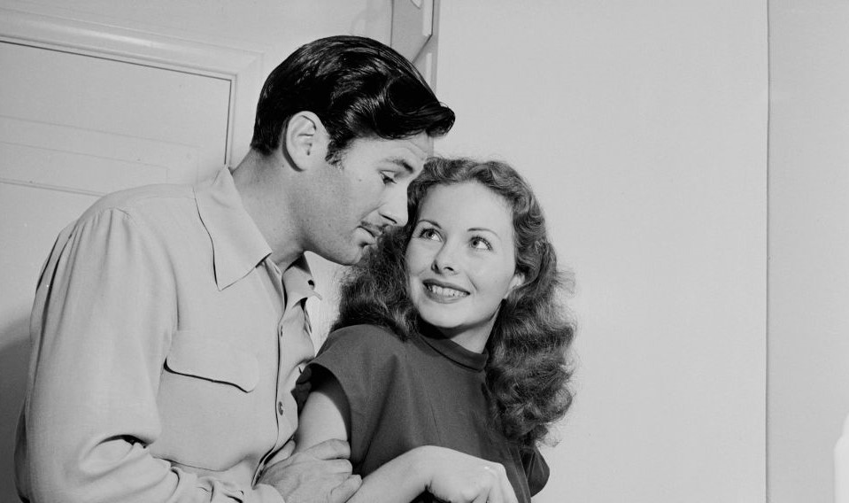 Jeanne Crain At Home