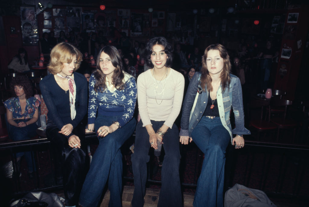 American groupie Lori Mattix (second right; also known as Lori Lightning) among a group of female clubbers