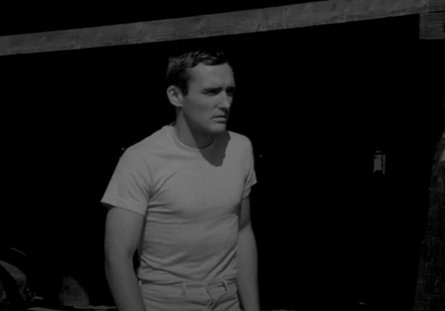 Screenshot from the movie Night Tide (1961)