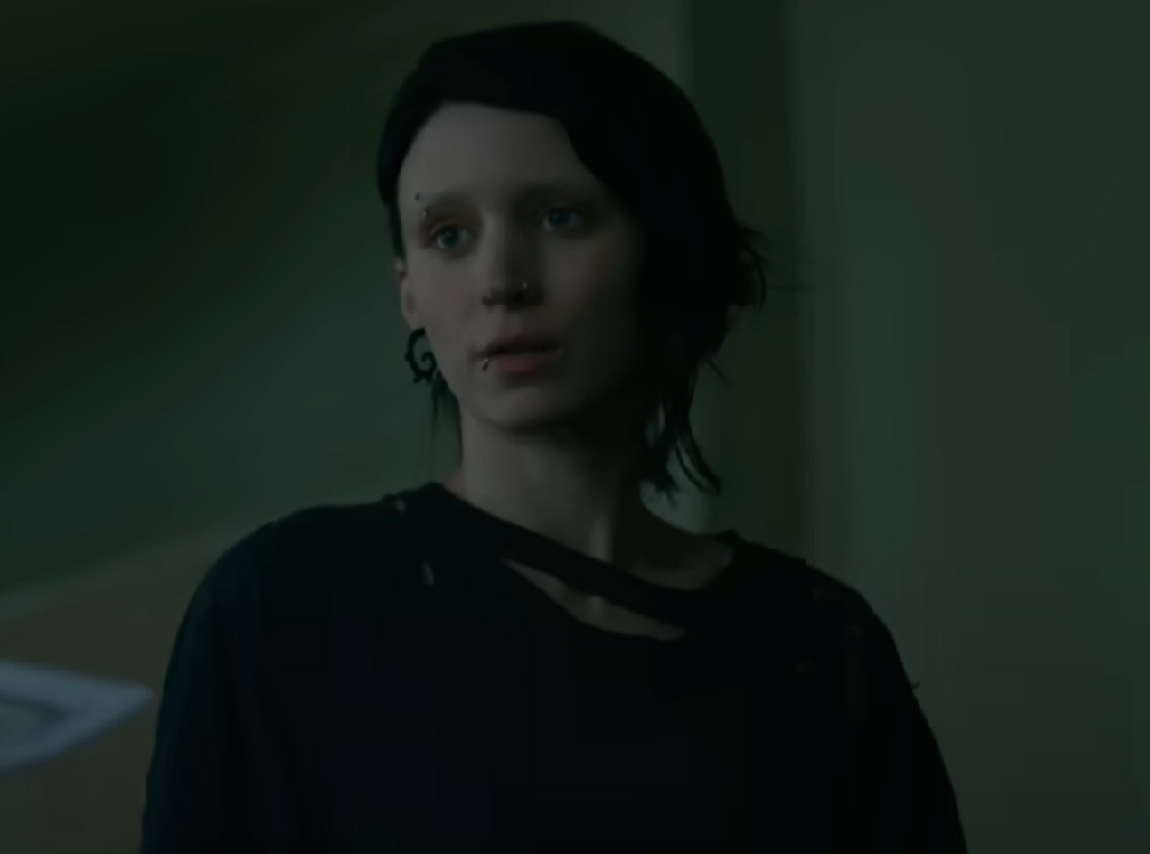 Screenshot of Rooney Mara as Lizbeth from - The Girl with the Dragon Tattoo (2011)