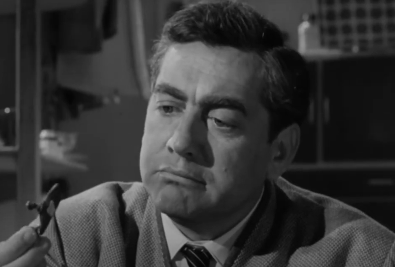 Screenshot of Tony Hancock looking at side - from Hancock's Half Hour (1956–1960)