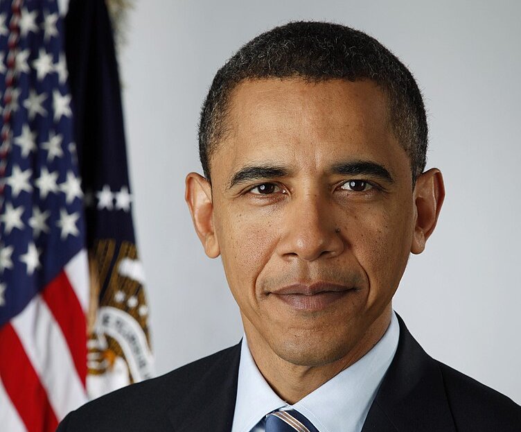 Official photographic portrait of US President Barack Obama