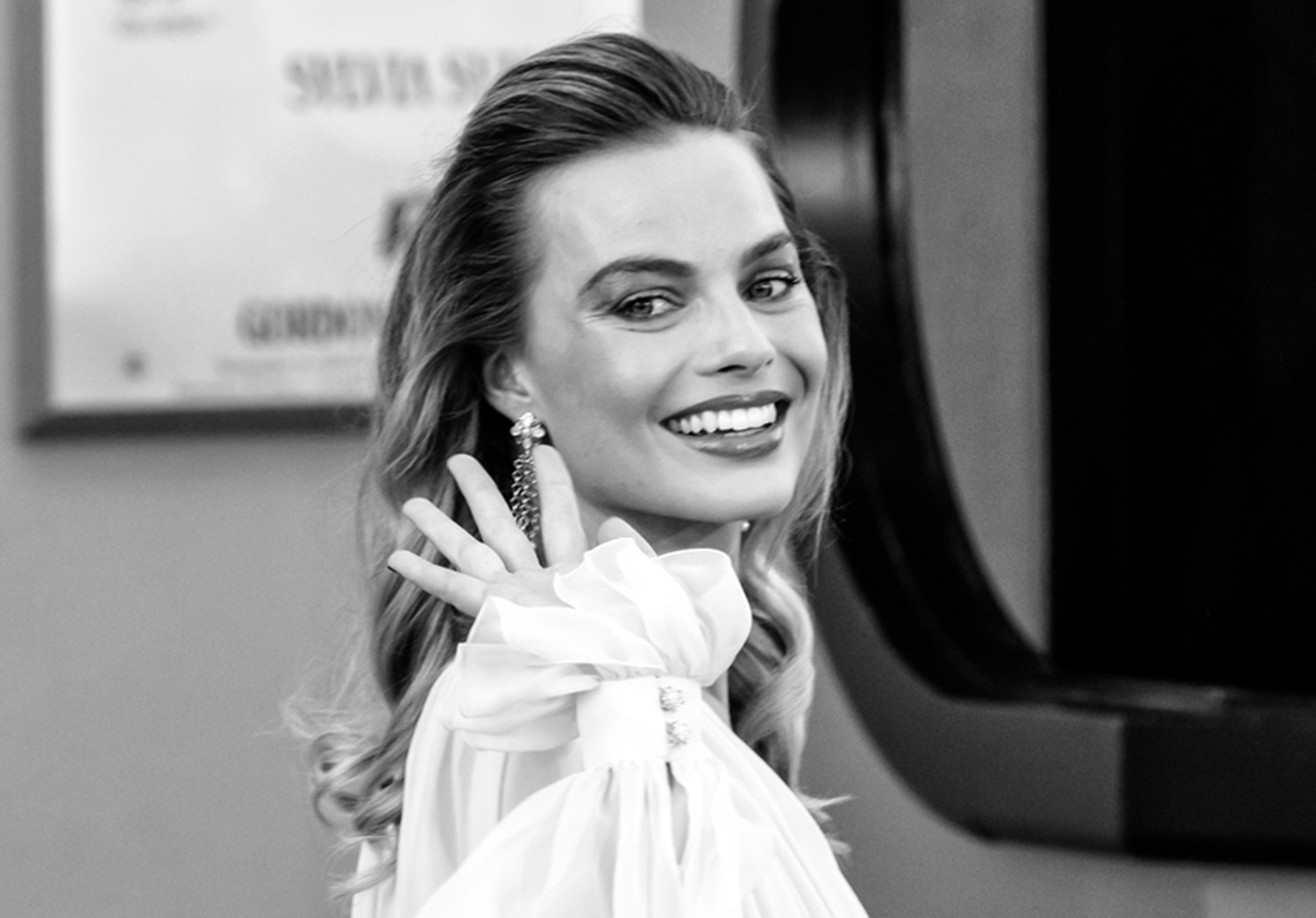 Margot Robbie attends The Los Angeles Premiere Of 