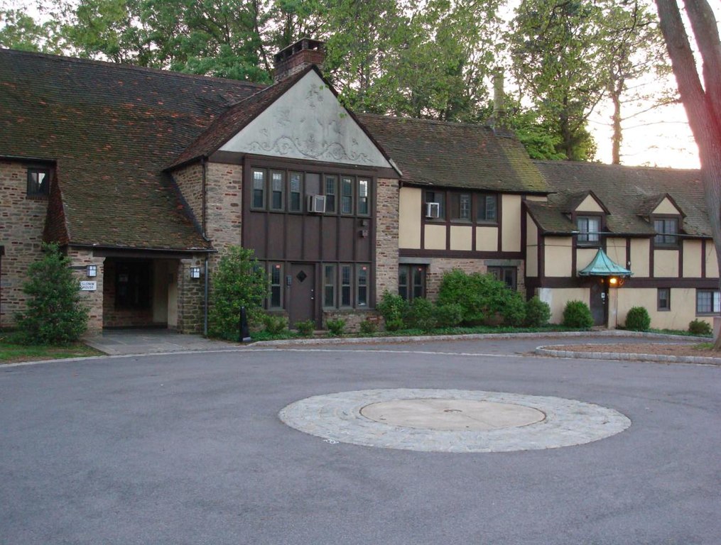 Sarah Lawrence College