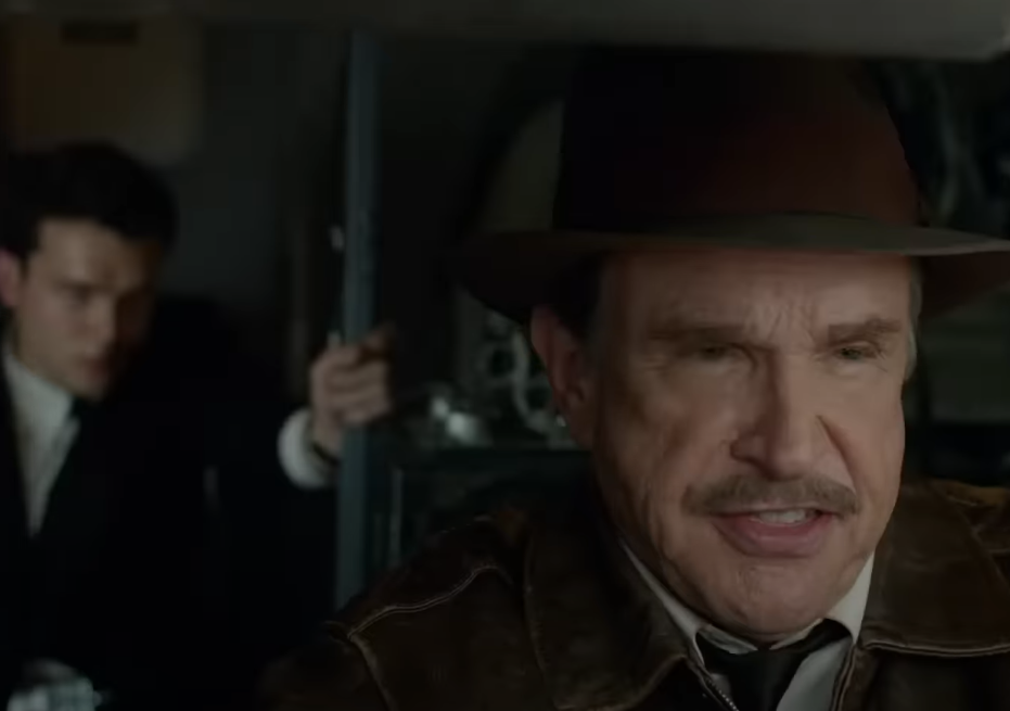 Warren Beatty Howard Hughes