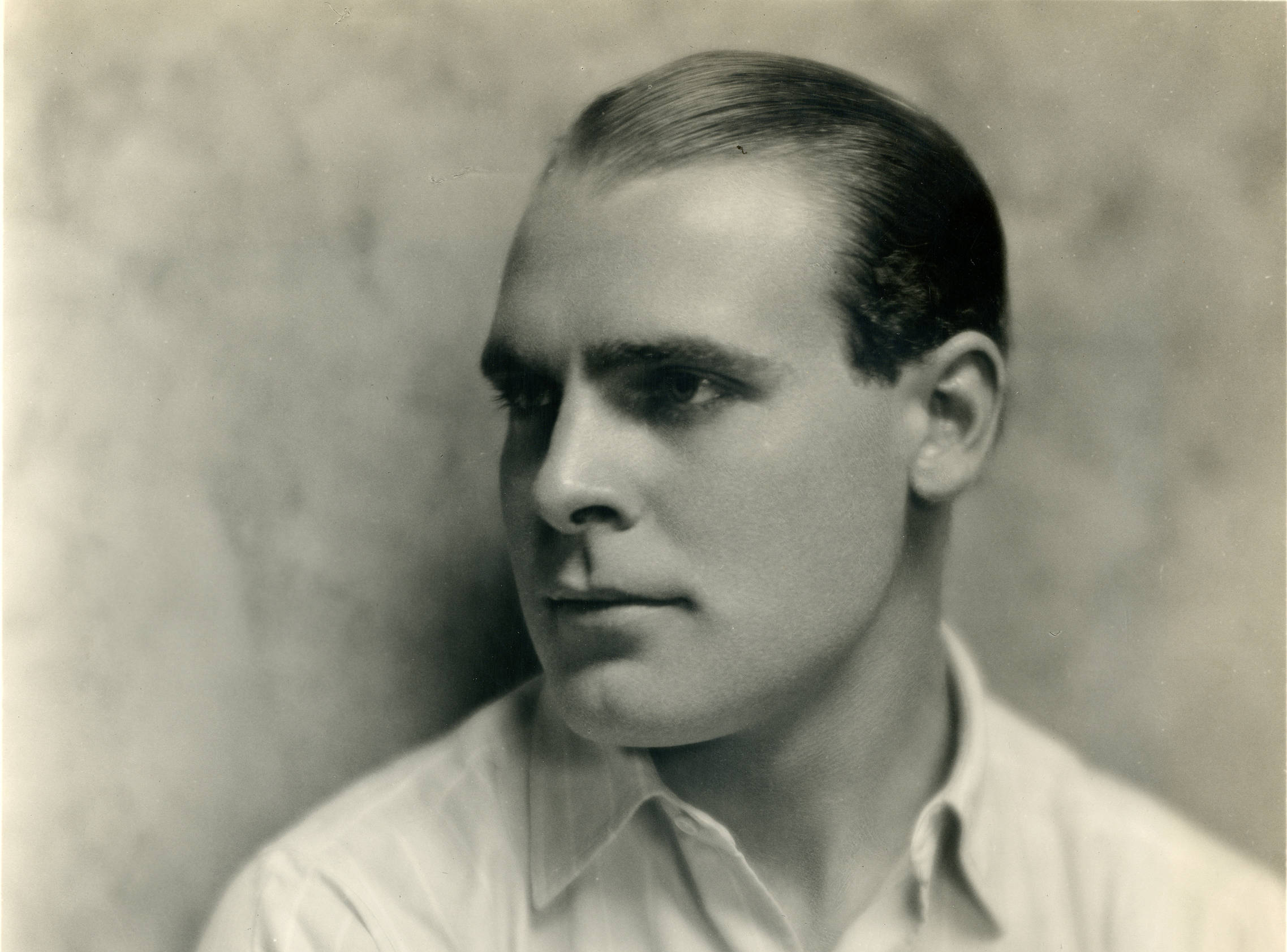 Film Actor Ralph Graves
