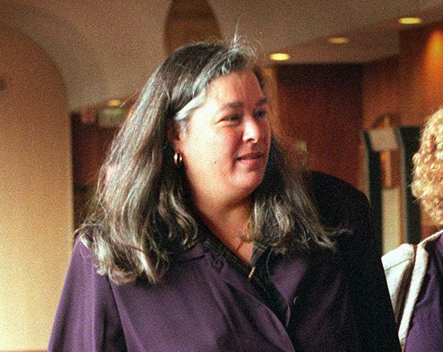 Carolyn Garcia, prepare to testify about their relationships with the late Jerry Garcia.  - 1996