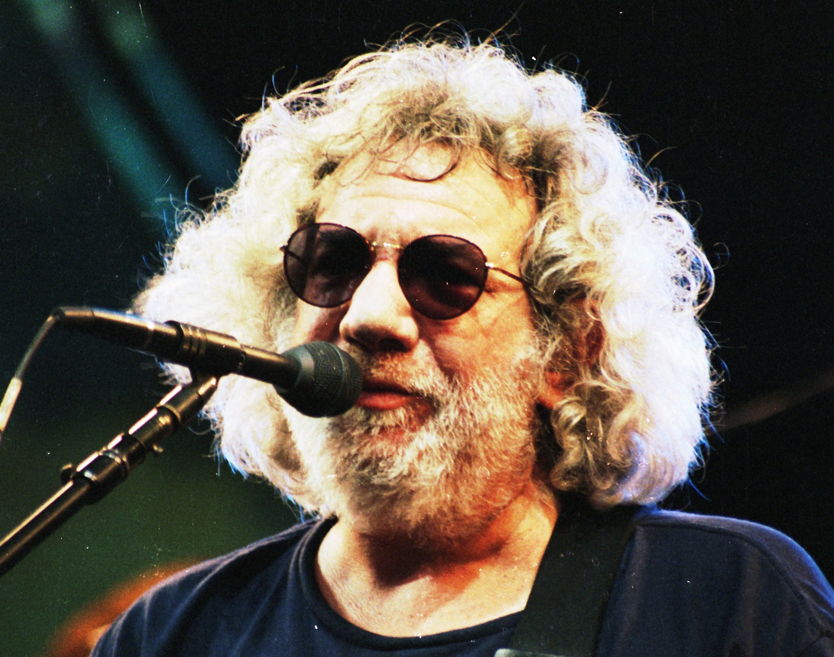 Jerry Garcia on stage - 1994