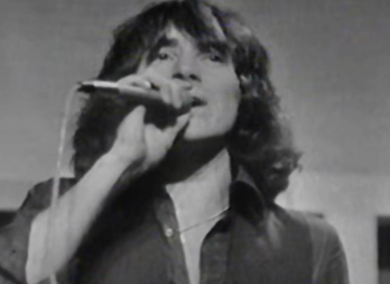 Screenshot of Bonn Scott singing from - On The Brink (2022)