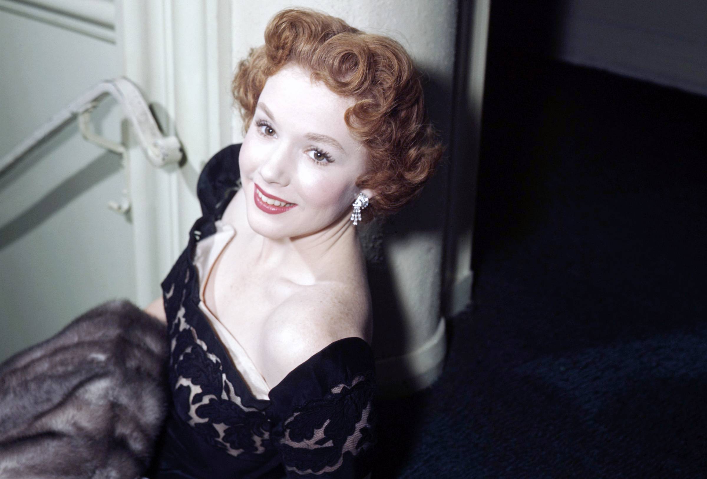 A portrait of the American actress Jane Greer dressed formal