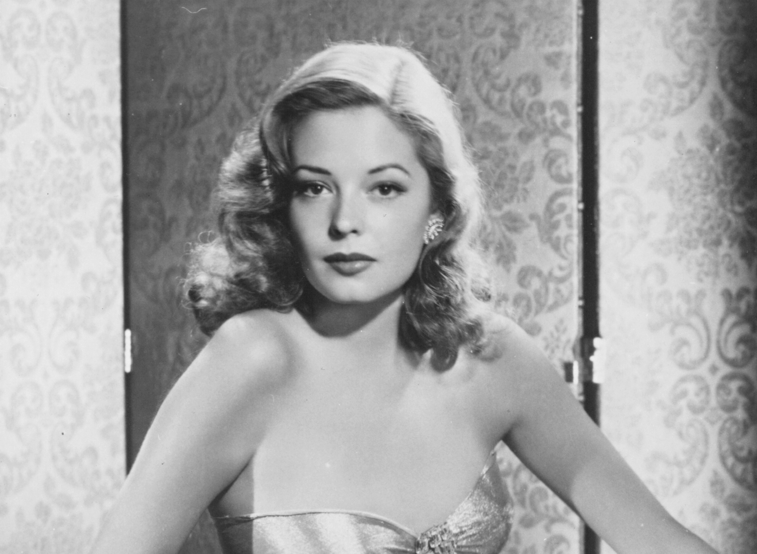 Jane Greer posing for the camera
