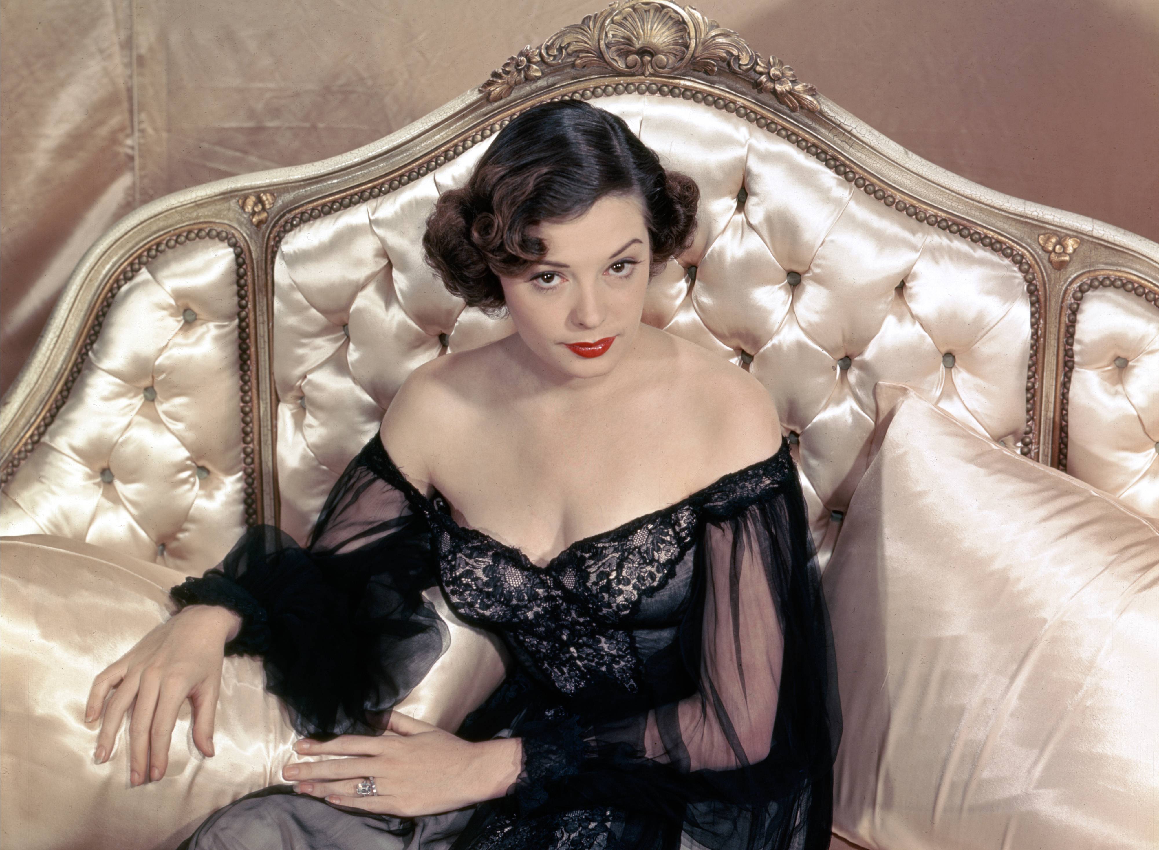 American actress Jane Greer in her bedroom