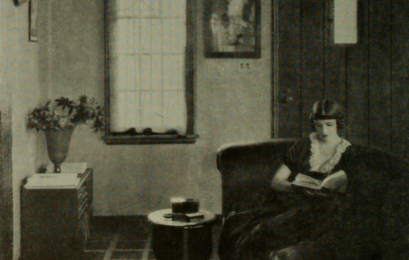 Natacha Rambova in her home